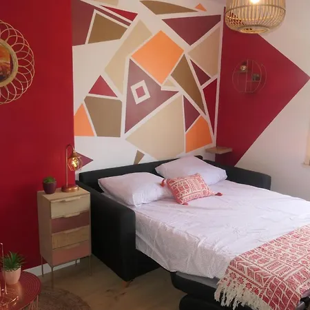 Privatunterkunft La Belle Rouge Pont-a-marcquoise - 15min Aeroport Lesquin - 20min Lille *